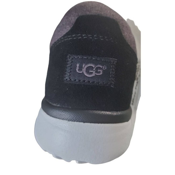 NIB UGG W Victoria Suede Sneakers Black Sz 9 - Picture 3 of 11